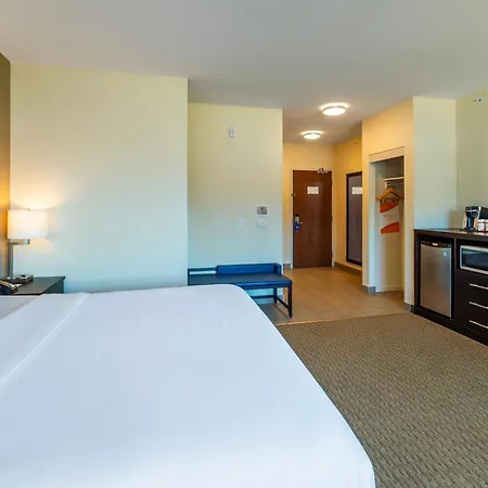 Comfort Inn & Suites Terrace Exterior photo